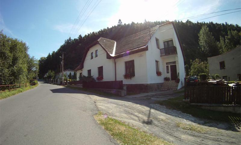 Penzion Pod Vejmutovym Lesom Kremnica Exterior photo